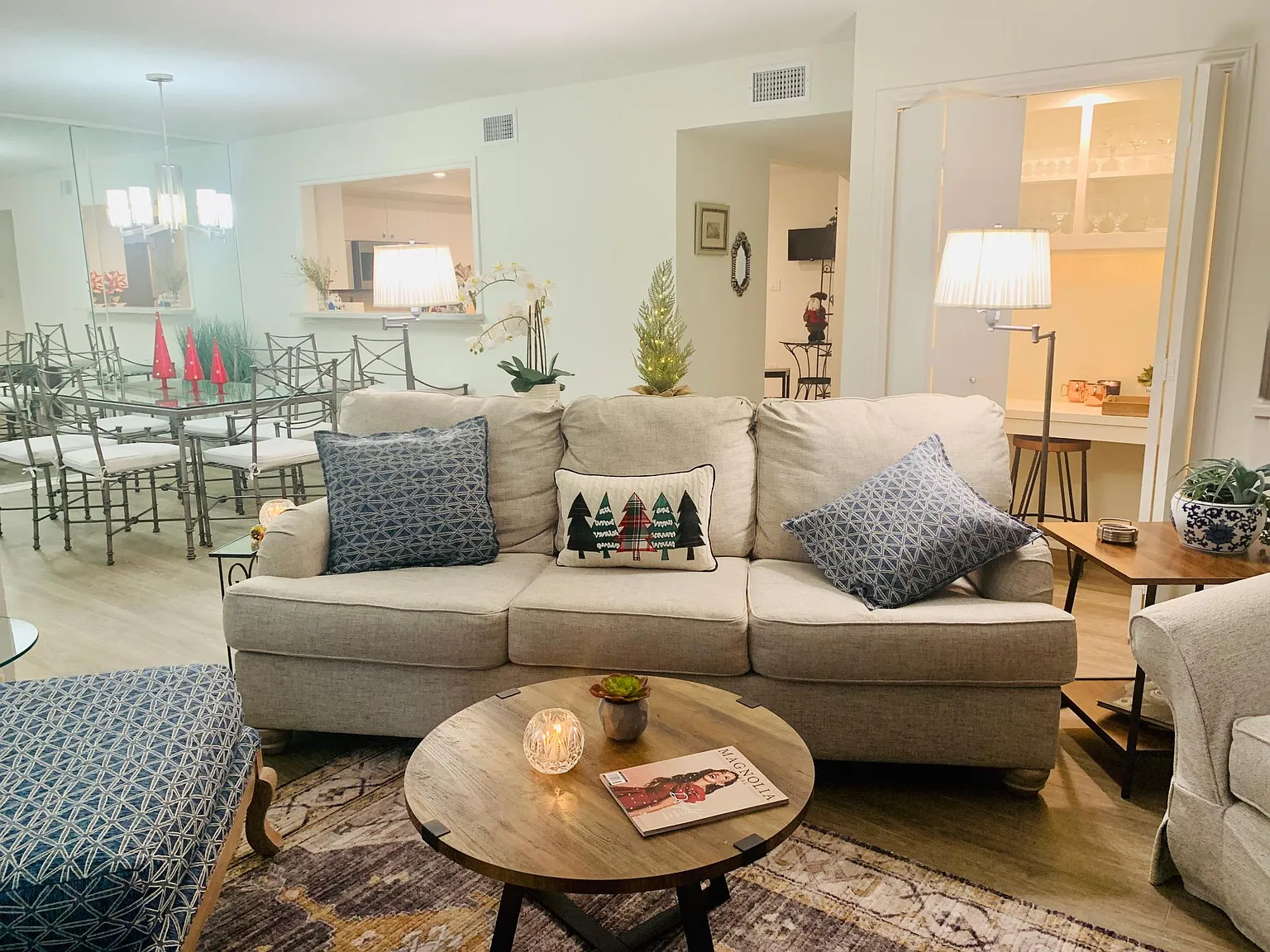 3 bed, 2.5 bath, 1843 sqft, $5,000 — Photo 1