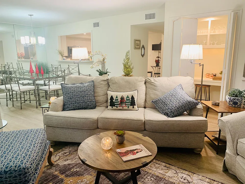 3455 Courtyard Cir