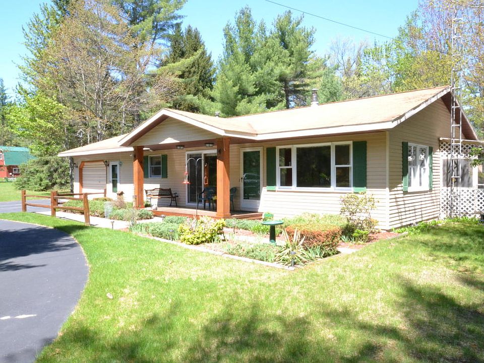 1st image of 3746 Twin Lakes Dr