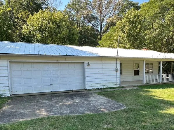 745 Walnut St, Troy, IN 47588