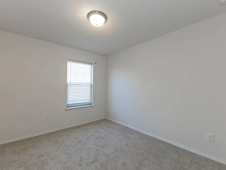 1141 Renaissance Trl — Photo 13
