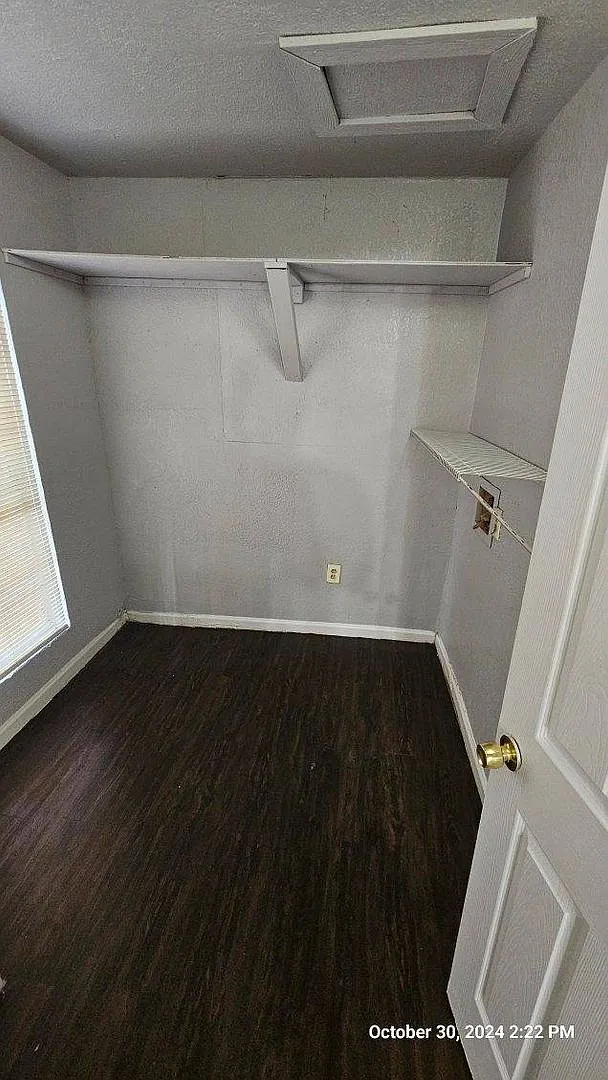 Three Bedroom Two bath Single family home; — Photo 4