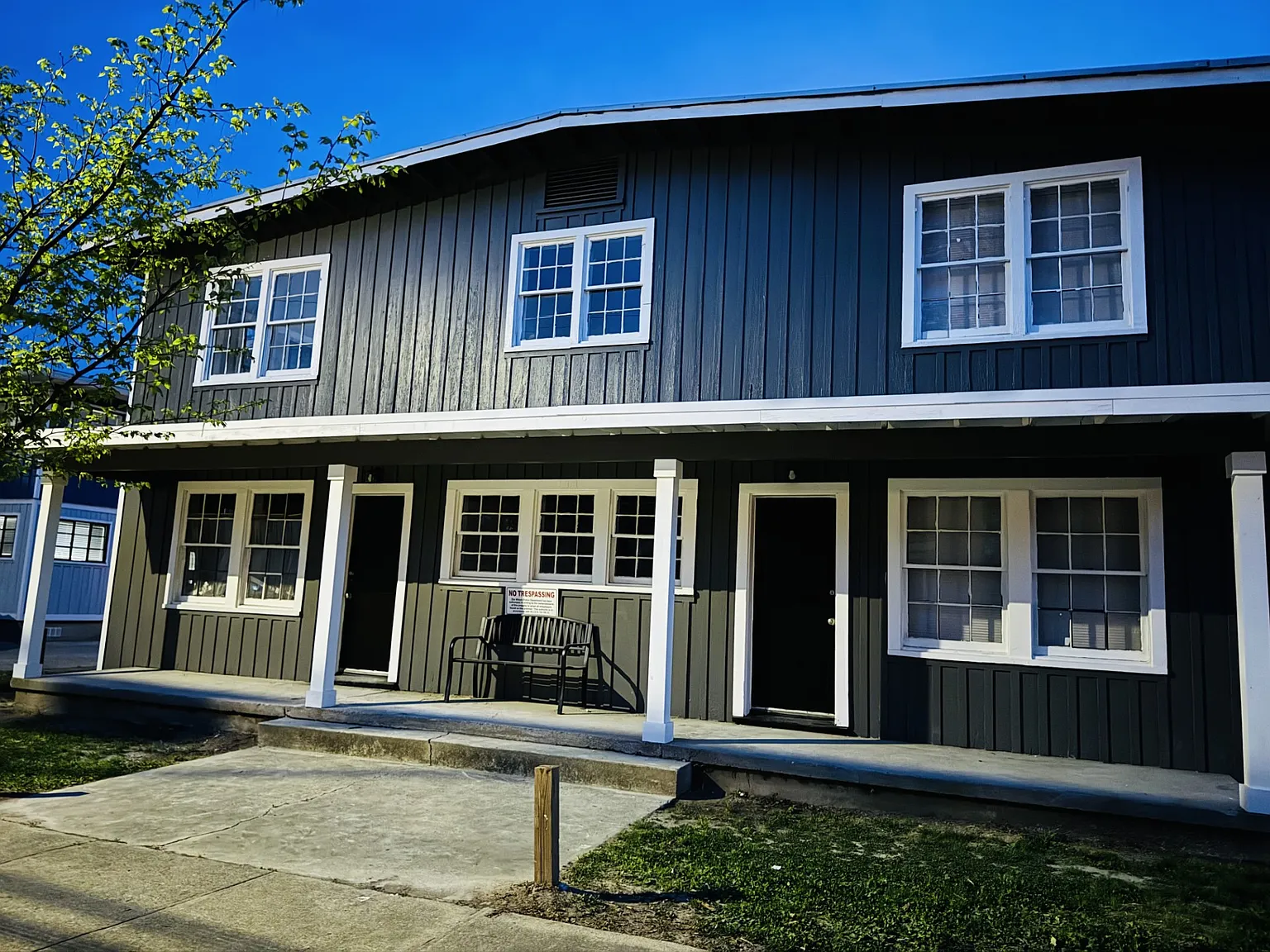 3 bed, 1100 sqft, $1,300 — Photo 1