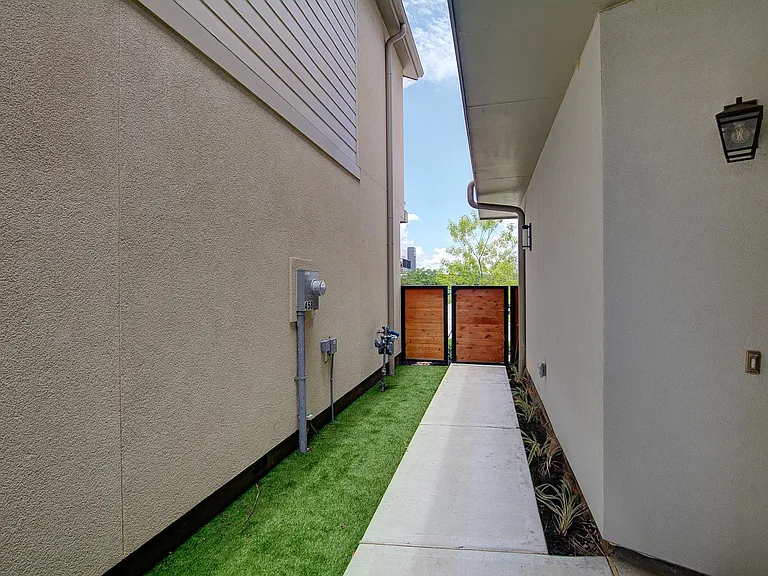 462 S Centro Cir — Photo 25