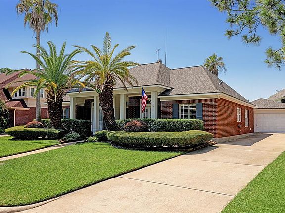 4th image of 16006 Garden Hill Ln