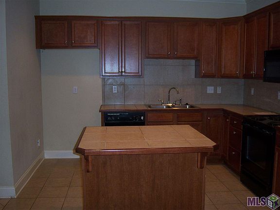 5th image of 4000 McHugh Dr #85