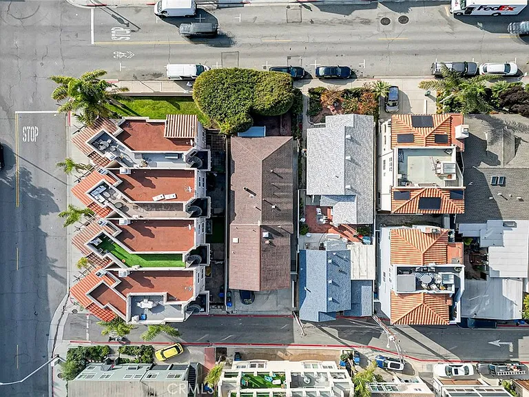 216 Monterey Blvd — Photo 36