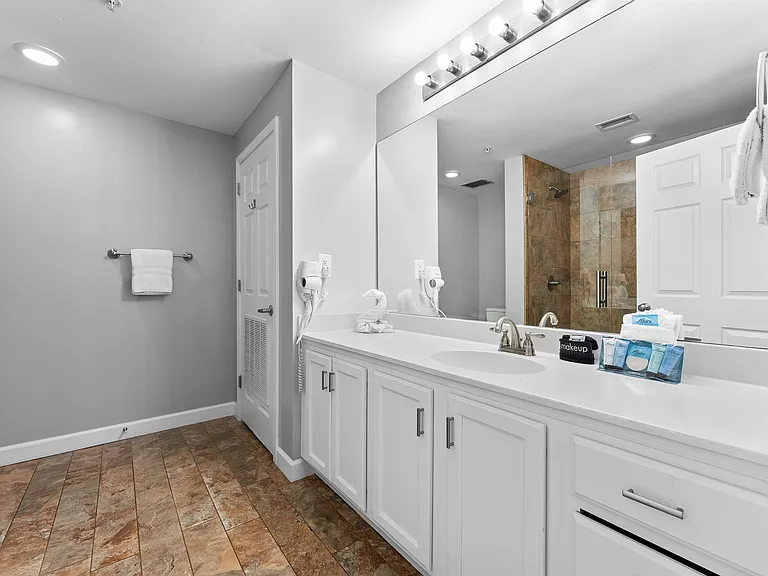 12011 Front Beach Rd #1906B — Photo 22
