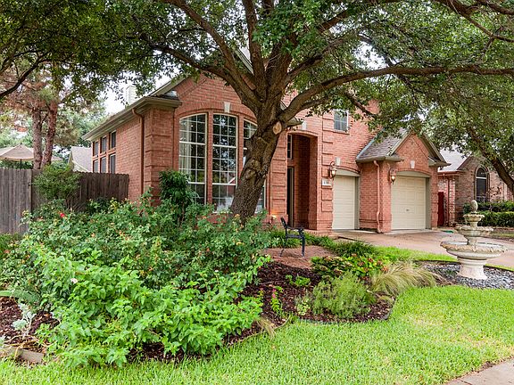 2nd image of 4516 Creekside Dr