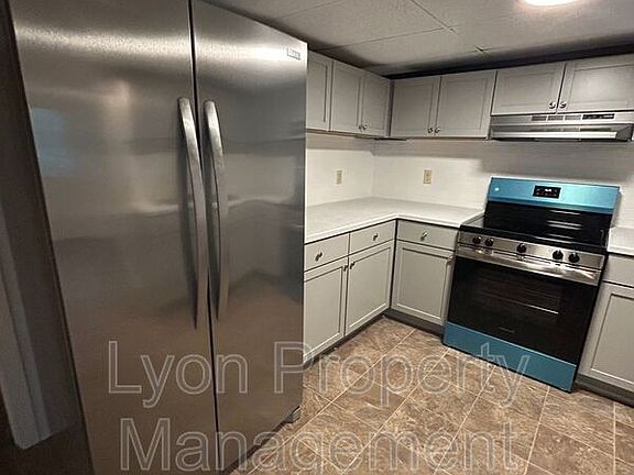 4th image of 1495 Ten Rod Rd #1R