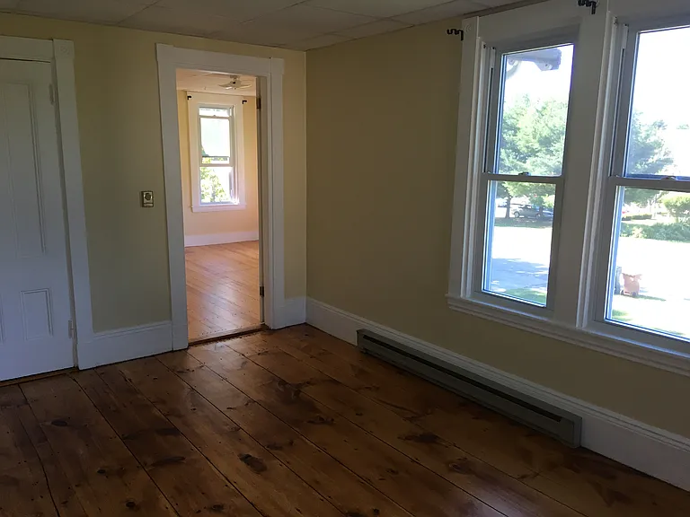 Academy Ave — Photo 5
