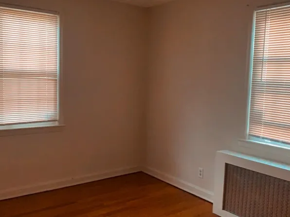 2475 Summer St, Stamford, CT 06905