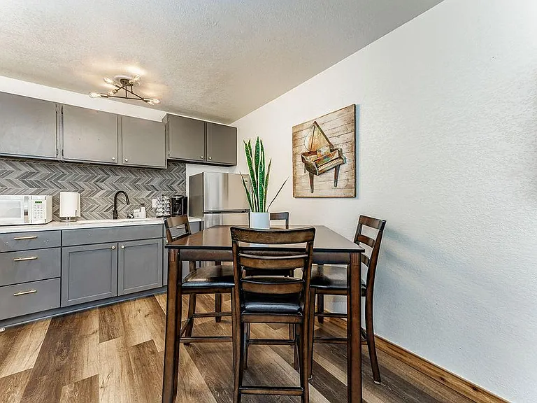 338 N Lorraine Ave #107 — Photo 8