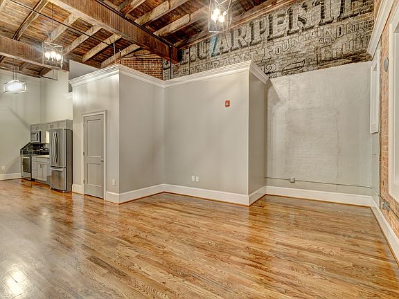 5th image of 116 E Main St #200