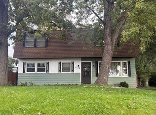 1119 Villa Vista Dr, Round Lake Beach, IL 60073