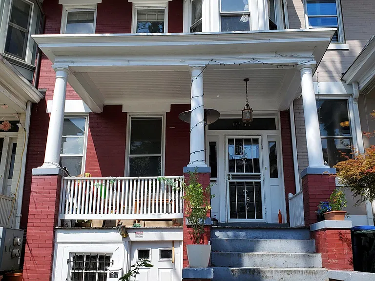 1657 Newton St NW #B — Photo 1