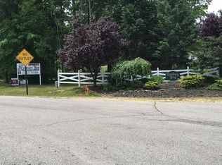 5272 Century Bay Ave, Ashtabula, OH 44004