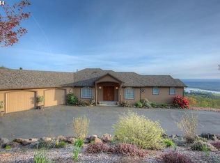 756 Varsity Rd, Kalama, WA 98625