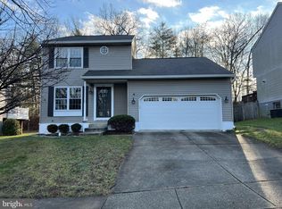627 Sandy Ridge Dr, Glen Burnie, MD 21061