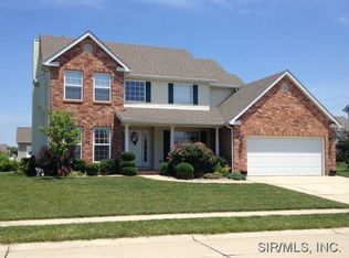 205 Ashford Dr, Glen Carbon, IL 62034
