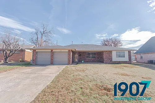 120 Platt Ln Photo 1