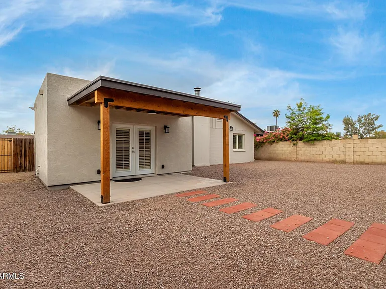 1628 E Del Rio Dr — Photo 30