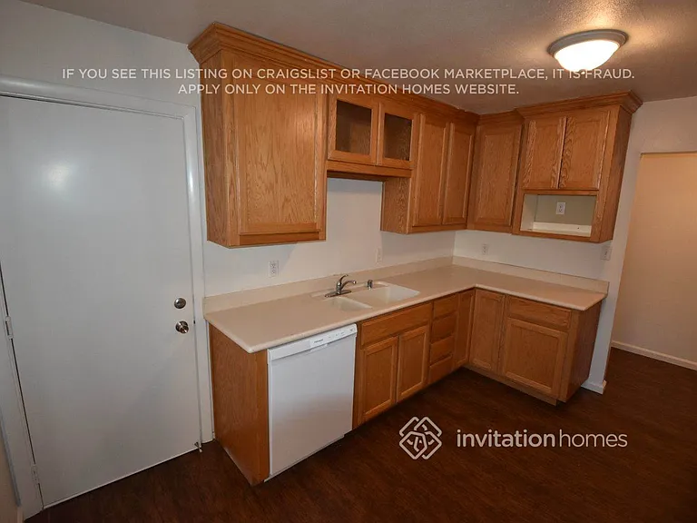 4551 Penwith Way — Photo 7