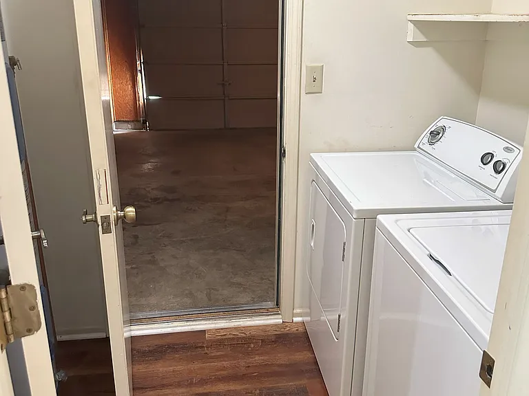 3004 Village Park North Dr — Photo 37