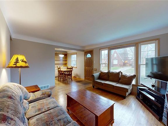 5th image of 2806 North Ave