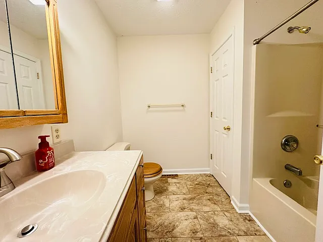 1304 Jollett Rd — Photo 30