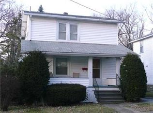 649 Hull St, Sharon, PA 16146