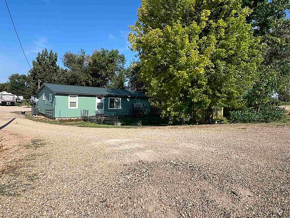 4th image of 23743 Stephen Ln