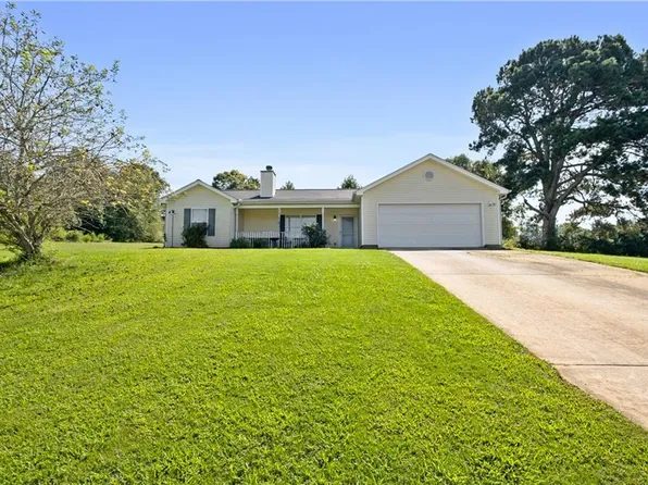 1224 Palmer Dr, Winder, GA 30680