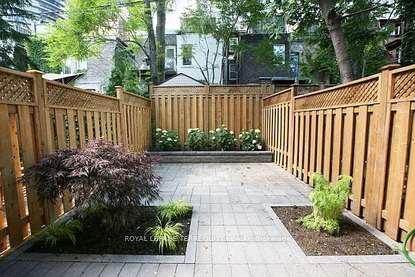 48 McGill St — Photo 34