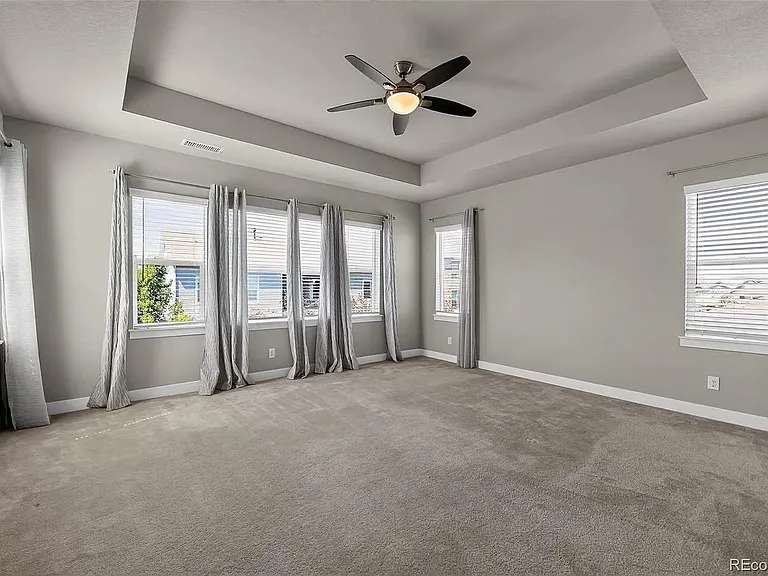25586 E Alder Dr — Photo 2