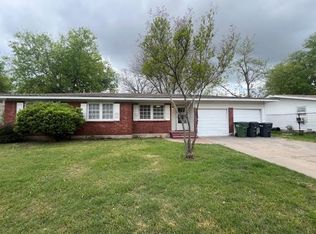 2731 S 26th St, Waco, TX 76706