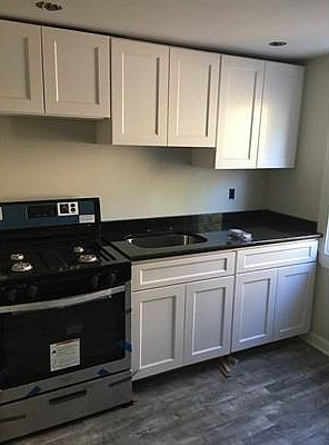 1st image of 598 South St #1