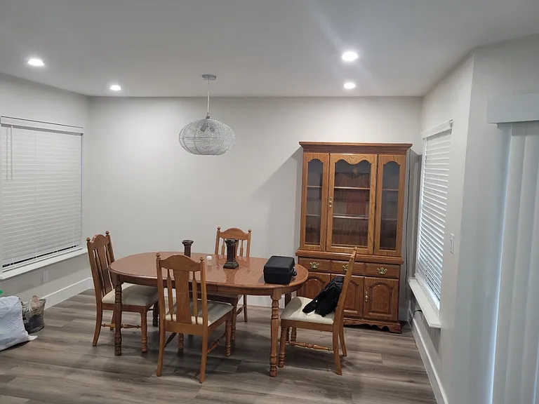 2701 NE 10th St #804 — Photo 6