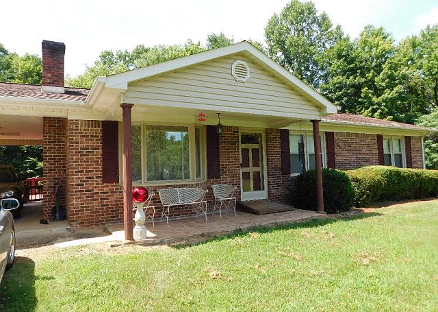 1st image of 261 Corn Tassell Dr