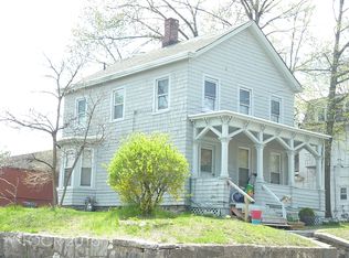 31 Wayne Ave, Suffern, NY 10901