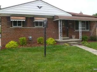 24675 Marine Ave, Eastpointe, MI 48021