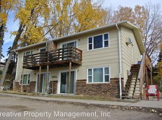 1400 13th St NW #E, Minot, ND 58703