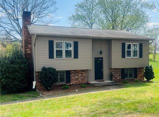 164 Royal Ln, Dobson, NC 27017