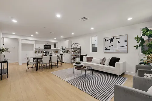 Floor plan 2708 S. Cochran Avenue