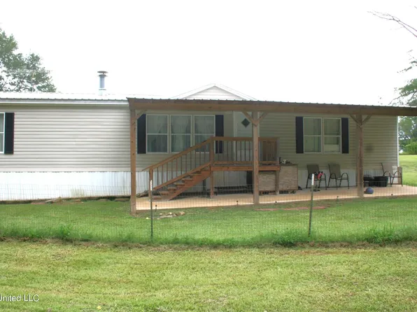 465 Callicott Rd, Senatobia, MS 38668