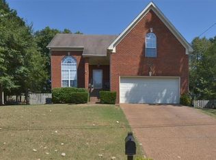 1615 Eagle Trace Dr, Mount Juliet, TN 37122