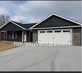 102 Townhouse Dr