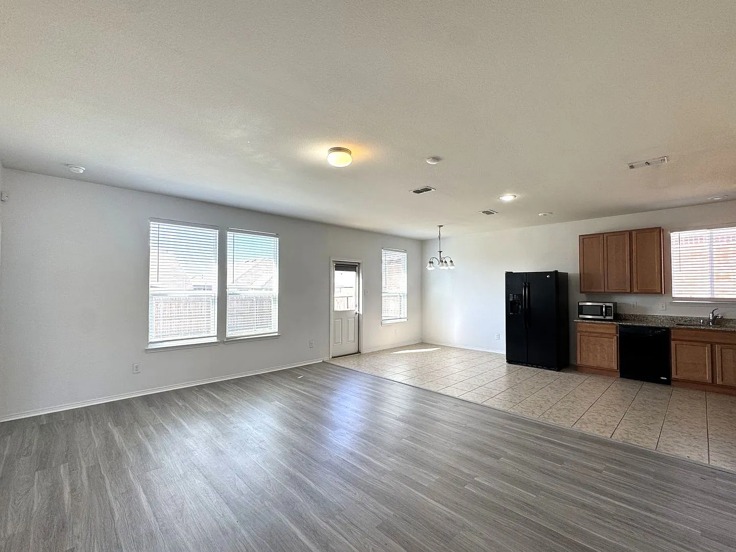 House for Lease in Fort Worth — Photo 4