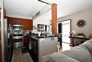 4th image of 2185 Braeburn Dr Unit D