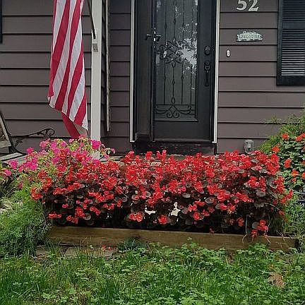 3rd image of 52 Clayton Ave